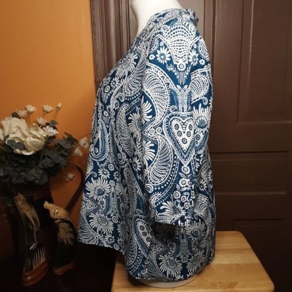 Denim 24/7 Tunic Blue Flower Motif Top Plus size 24W - Picture 3 of 12